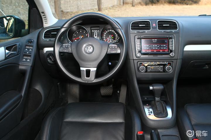 高尔夫+1.4t+自动舒适型高尔夫-灰色