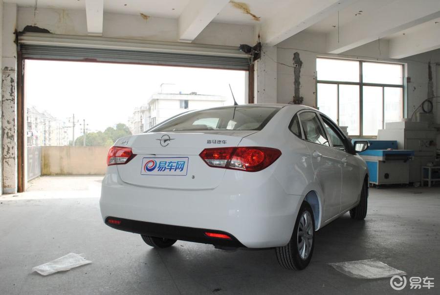 海马汽车M3整体外观