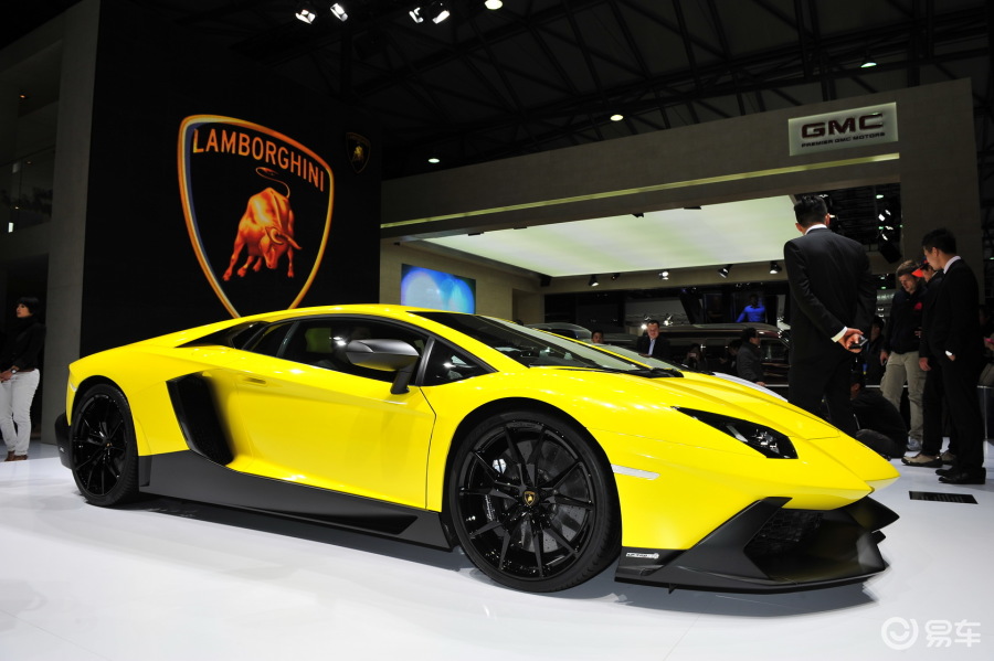 兰博基尼AVENTADOR车展
