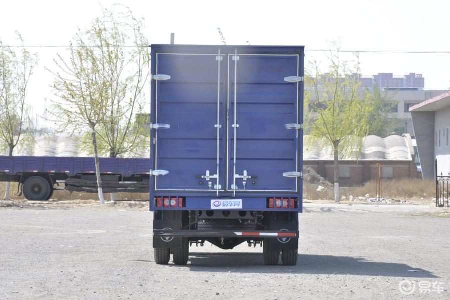 8l 115kw(轴距4200)排半正车尾-】
