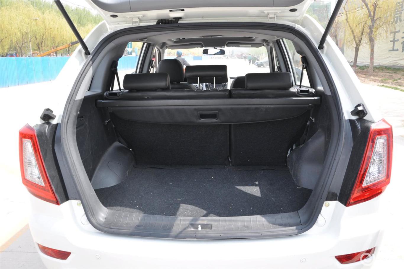8l 手动 冠军版】力帆x60_1.8l 手动 冠军版图片-网通社汽车