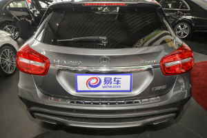 奔驰GLA级正车尾