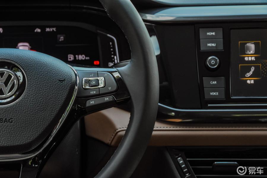 【途岳2019款280TSI 双离合 两驱 顶配版内饰