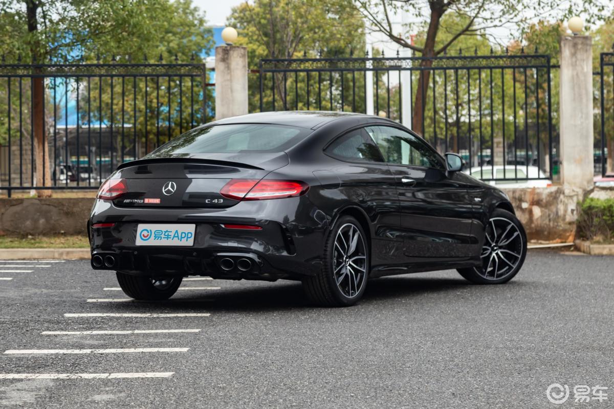 amg c43 4matic 轿跑车