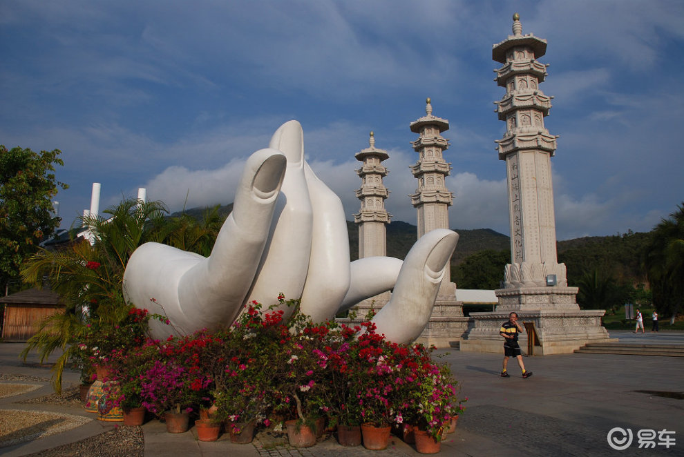 天涯阁宾馆海鲜酒楼_柳州市顺丰海鲜酒楼_在酒楼上(2)