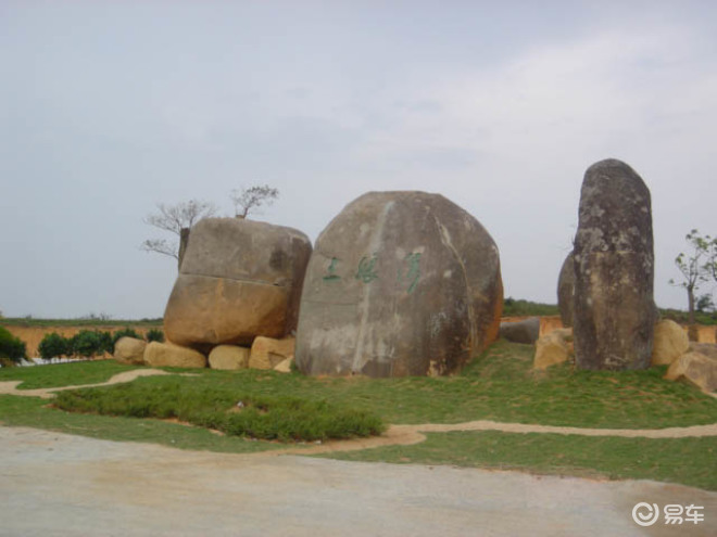 《<em>杨门女将</em>军令如山三娘》 一家<em>三十四</em>口惨遭