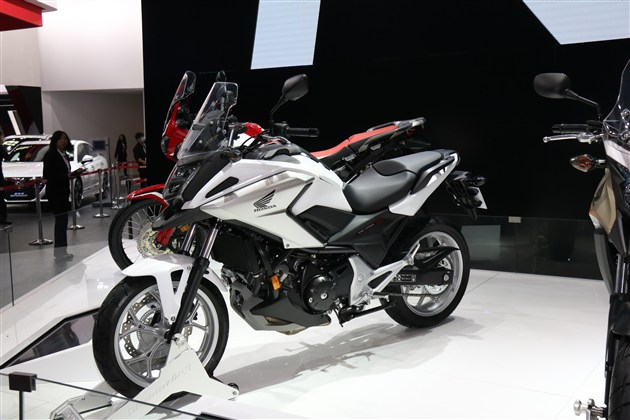 【图文】看点不一样的 北京车展上的两轮和三轮_新闻中心_易车网