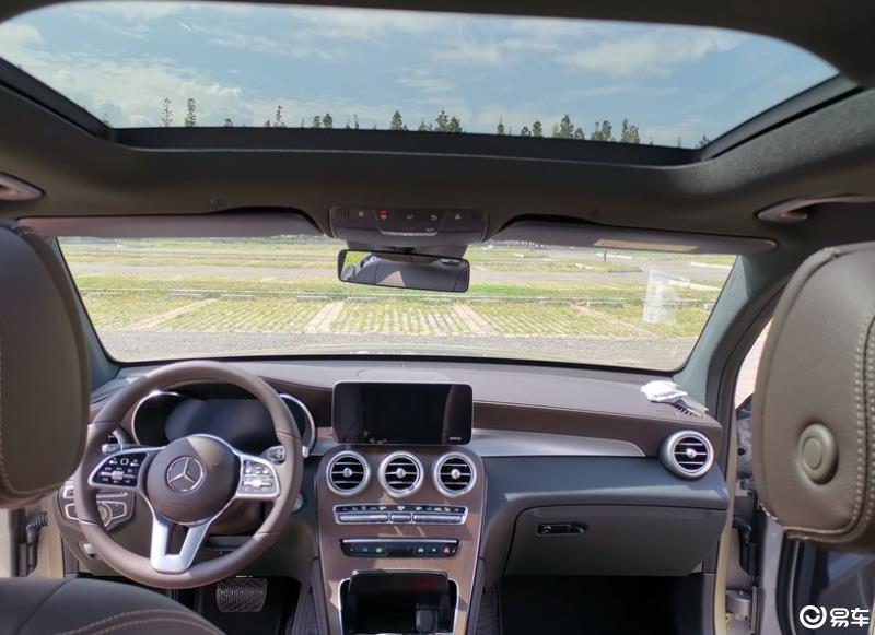 2021款奔驰glc内饰,2021款奔驰e300l内饰 奔驰glc 2021款 glc 300 l 4matic 动感型