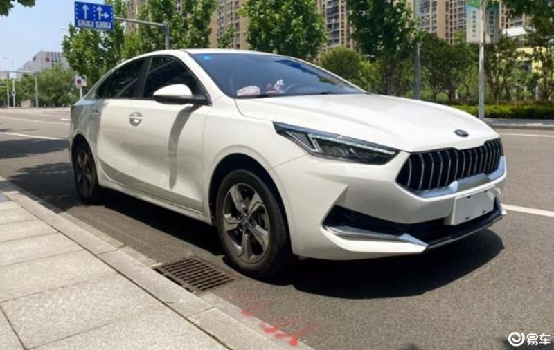 起亚k3 2020款 1.5l cvt 智享互联版