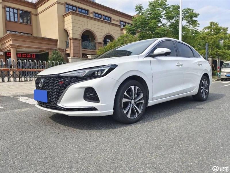 逸动2020款 plus 蓝鲸ne 1.4t gdi 双离合 旗舰型