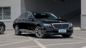 2019款 奔驰e 260 l 4matic