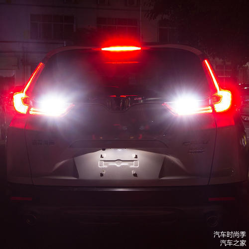 汽车倒车灯不亮的原因分析，汽车倒车灯不亮的常见原因分析