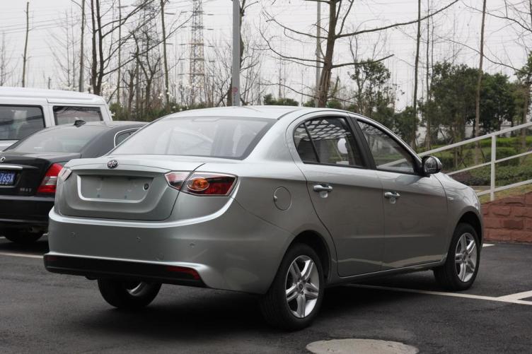 欧朗 2012款 三厢 1.5l 手动 豪华型