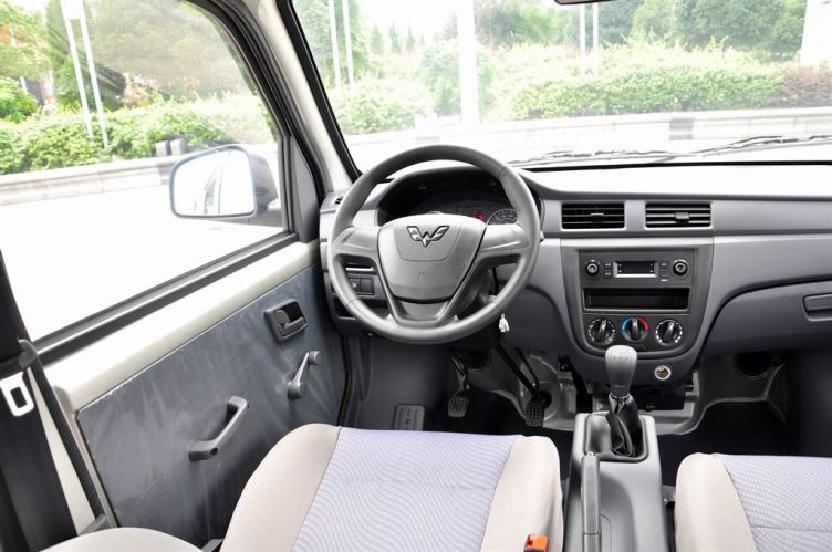 五菱之光 2015款 s 1.2l 手动 实用型