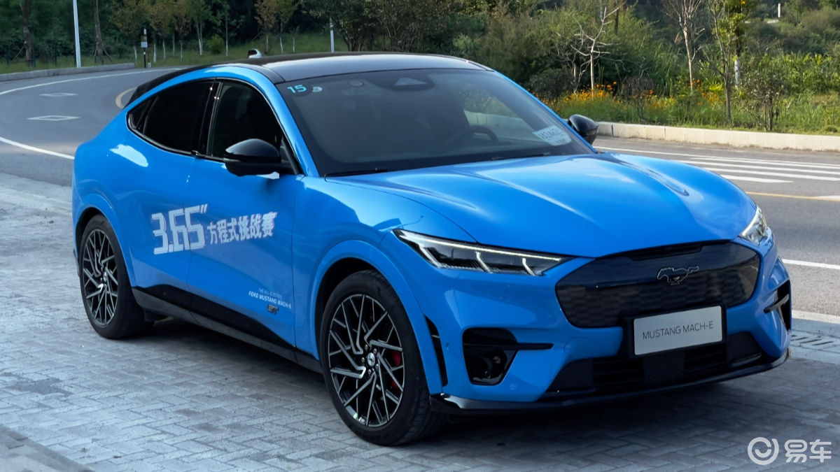 韦熙宇试驾福特mustang mach-e,一匹好"马"
