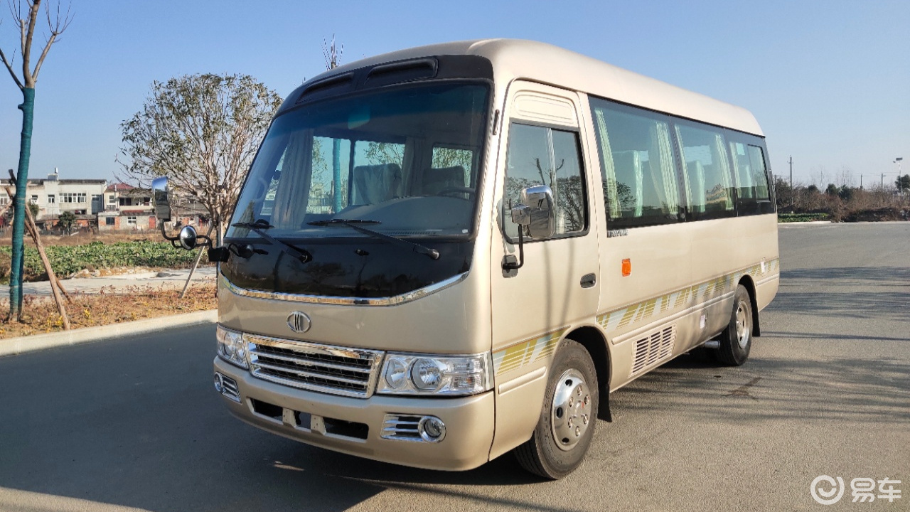 牡丹19座通勤客车现车到货了