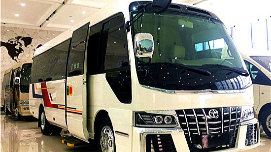 尼桑碧莲与丰田考斯特哪个更适合您