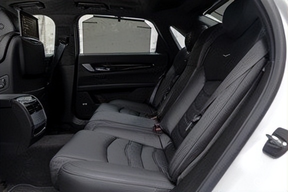 ct什么牌子的好凯迪拉克CT6：S级的尺寸C级的价格，越降价越没人买！_https://www.jmylbn.com_新闻资讯_第4张