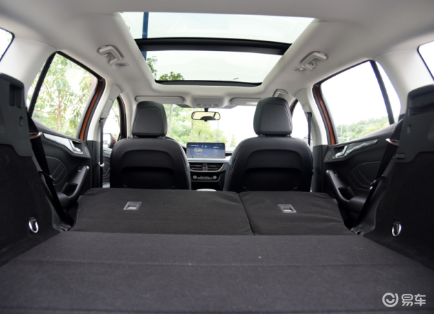 新宝骏valli后排座_配置
