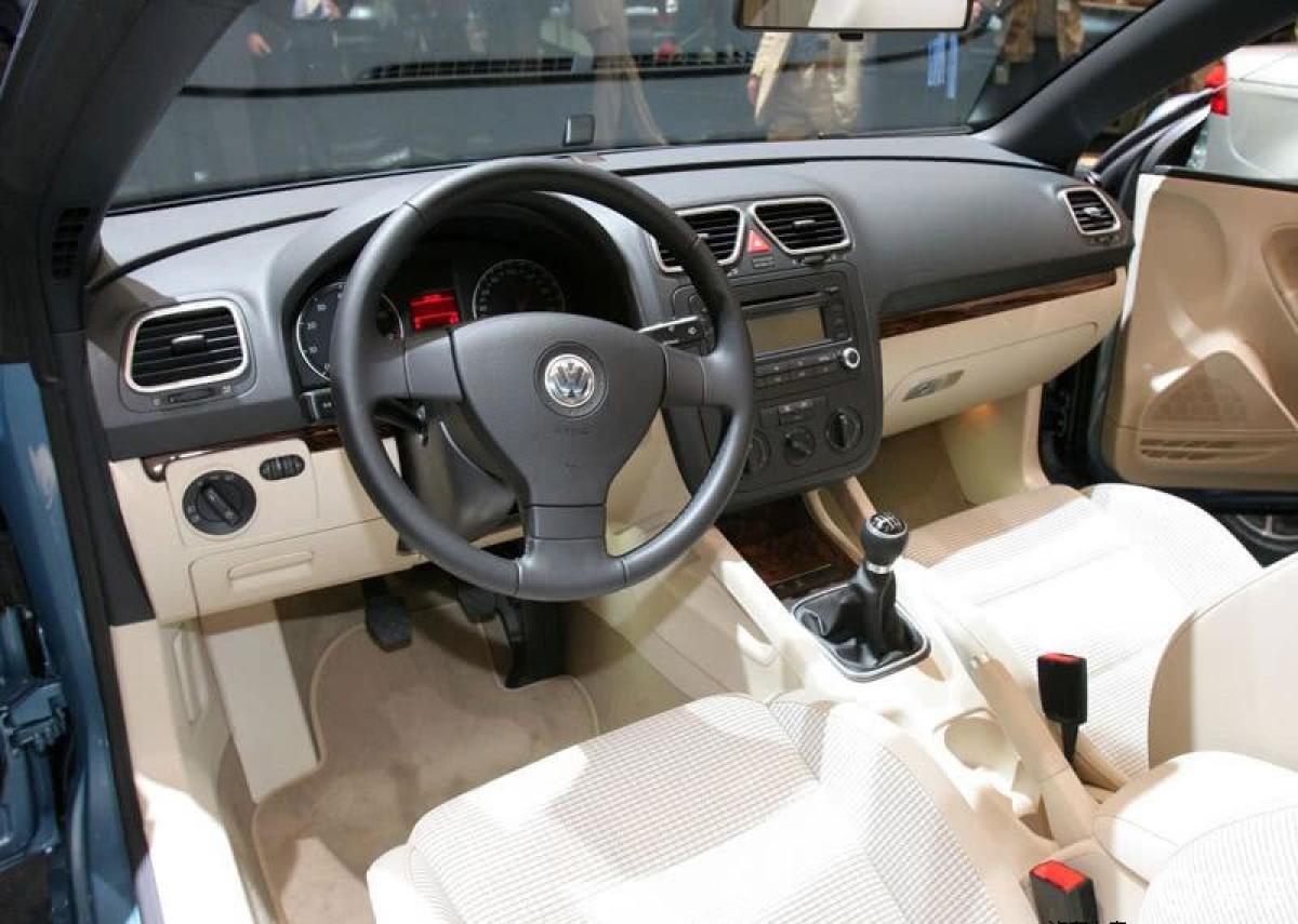 0 tsi 自动版内饰全景正拍汽车图片-汽车图片大全】-易车