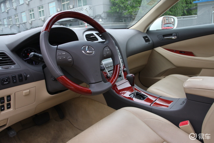 雷克萨斯es350 内饰
