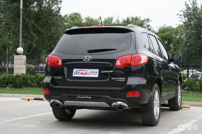 新胜达(进口) 2.7 豪华型现代新胜达外观