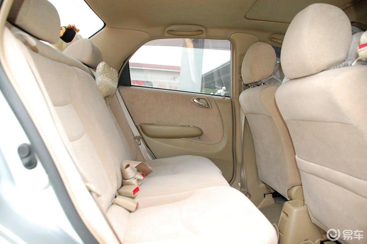 【思迪2007款1.5l手动舒适版前排空间汽车图片-汽车图片大全】-易车网