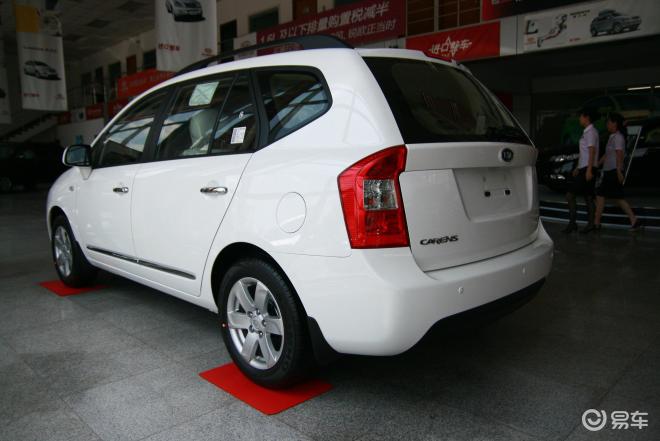 新佳乐(进口) 7座舒适版起亚新佳乐外观易车网独家图片,谢绝其他媒体