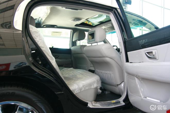 7l起亚欧菲莱斯空间易车网独家图片,谢绝其他媒体转载!