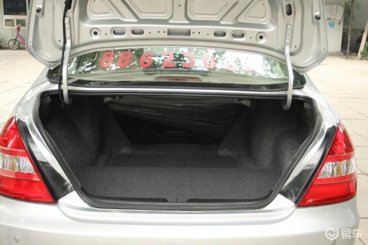 比亚迪f6 2.4l旗舰型 gs—i navi比亚迪f6空间