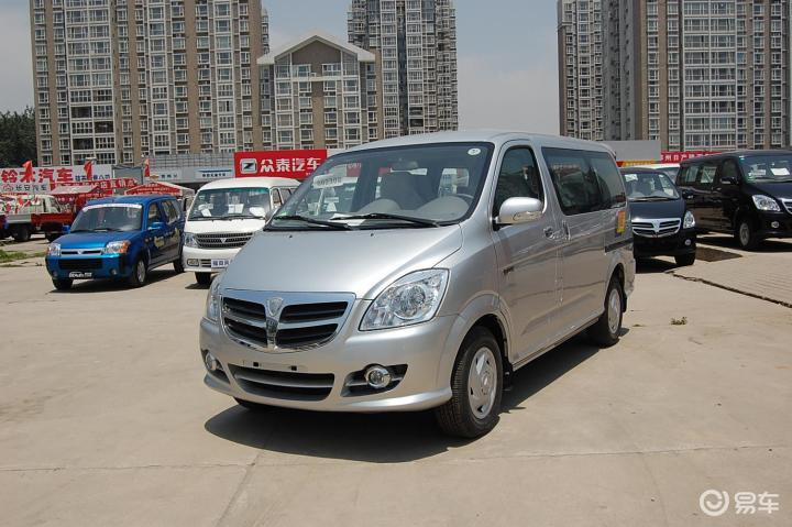 蒙派克 财富快车舒适型m200s—7座 国iii福田蒙派克外观