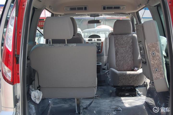 蒙派克 财富快车舒适型m200s—7座 国iii福田蒙派克空间