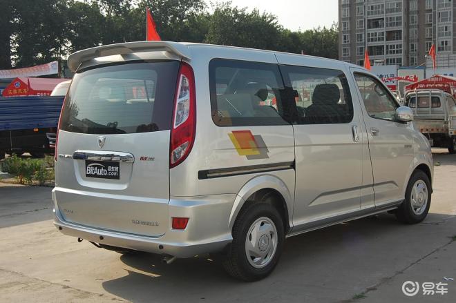 蒙派克 财富快车舒适型m200s—7座 国iii福田蒙派克外观易车网独家