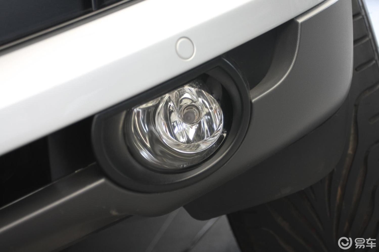 2 fsi quattro 豪华型雾灯汽车图片-汽车图片大全】-易车