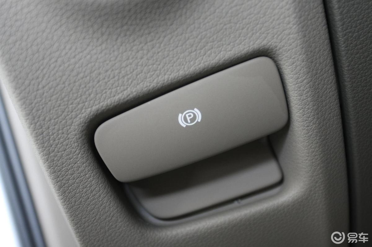 【奥迪q72007款4.