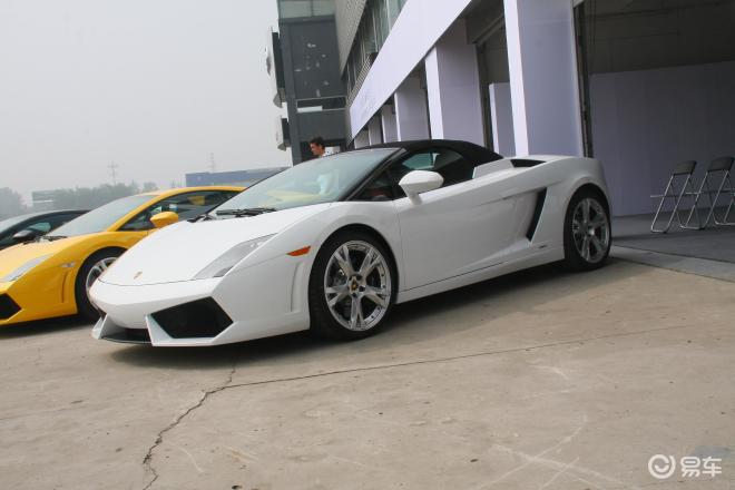 盖拉多(进口)lp560—4盖拉多(gallardo)lp 560-4 spyder外观易车网