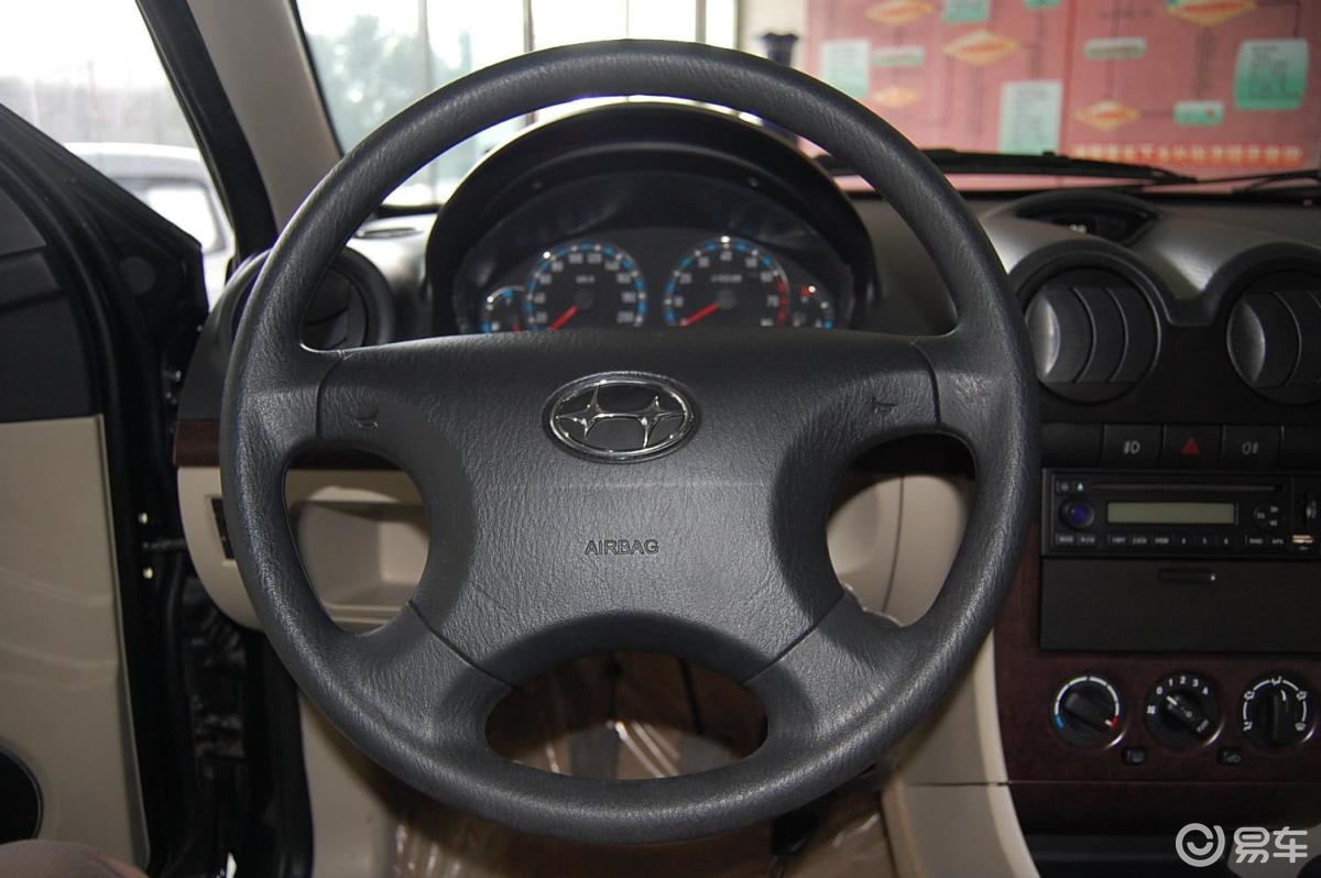 【赛豹Ⅲ2006款豪华型 国Ⅲ方向盘汽车图片-汽车图片大全】-易车