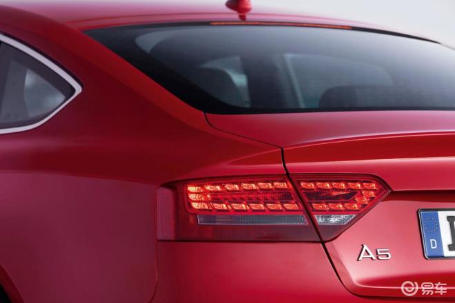 奥迪a5(进口) coupe 2.0t尾灯易车网独家图片,谢绝其他媒体转载!