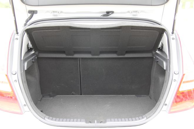 i302.0l 自动尊享型北京现代i30内部空间