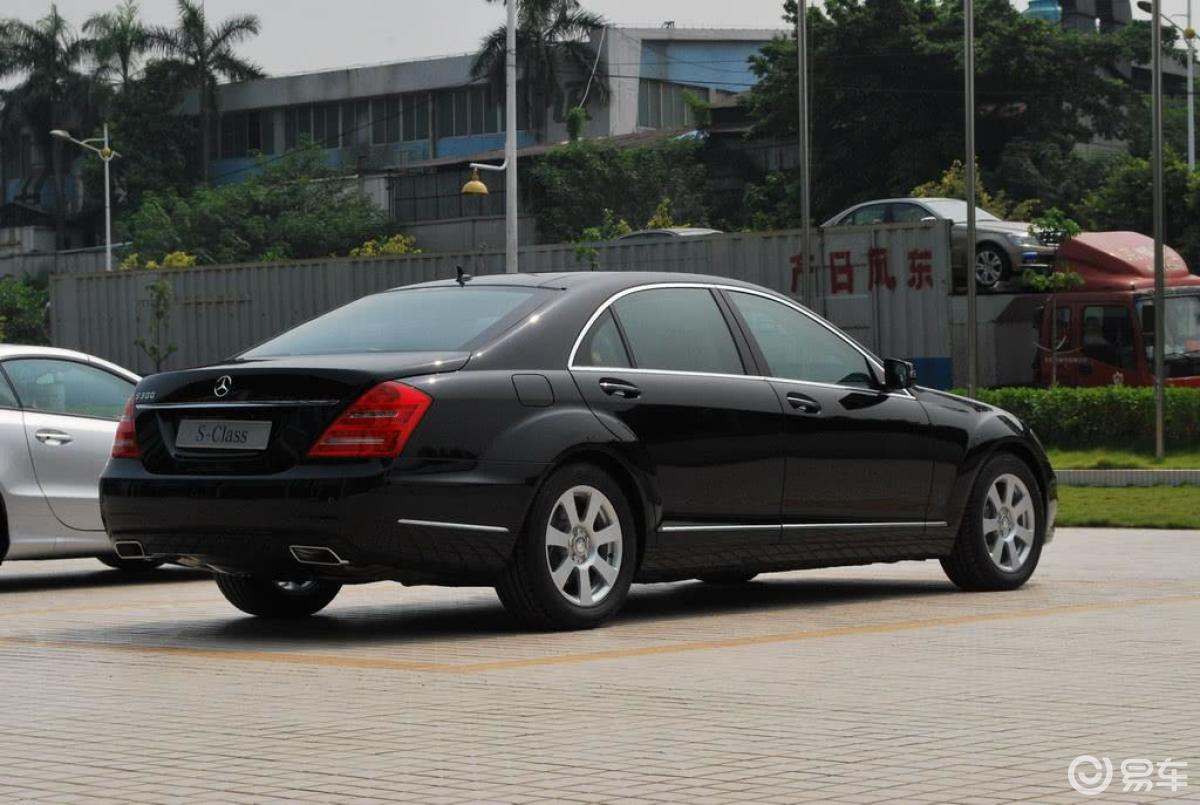 【奔驰s级2010款s 300 l 尊贵型正侧车头向右水平汽车图片-汽车图片