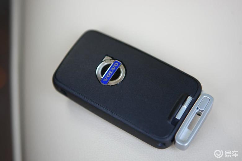 2010款 长安沃尔沃s80l 2.5t 智雅版 钥匙