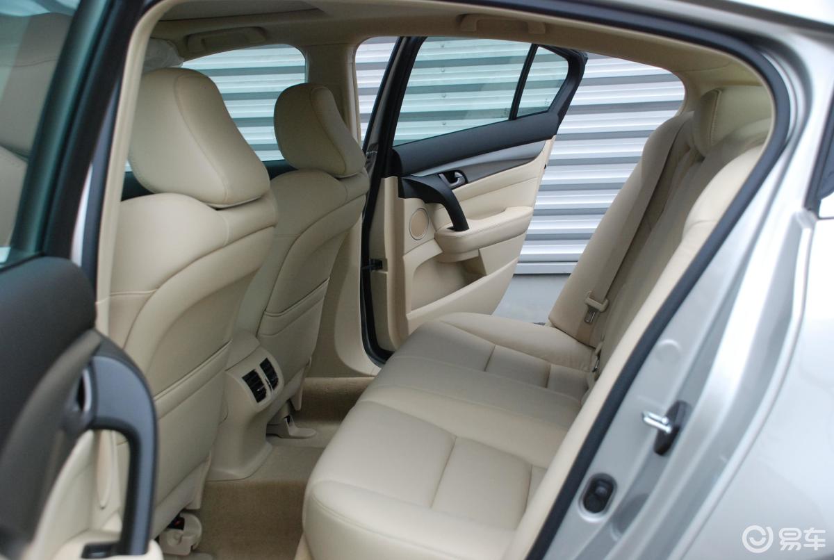 【讴歌tl2010款炫速版空间汽车图片-汽车图片大全】-易车