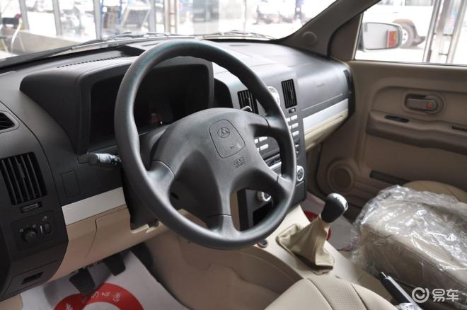 5 两驱豪华型猎豹飞腾时尚版内饰易车网独家图片,谢绝其他媒体转载!