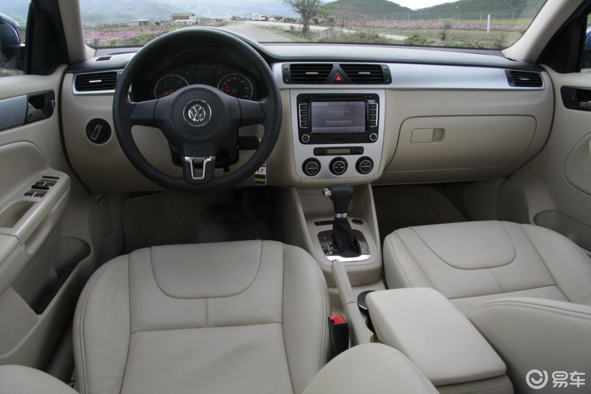 【宝来2011款1.4t 自动 豪华型内饰汽车图片-汽车图片大全】-易车