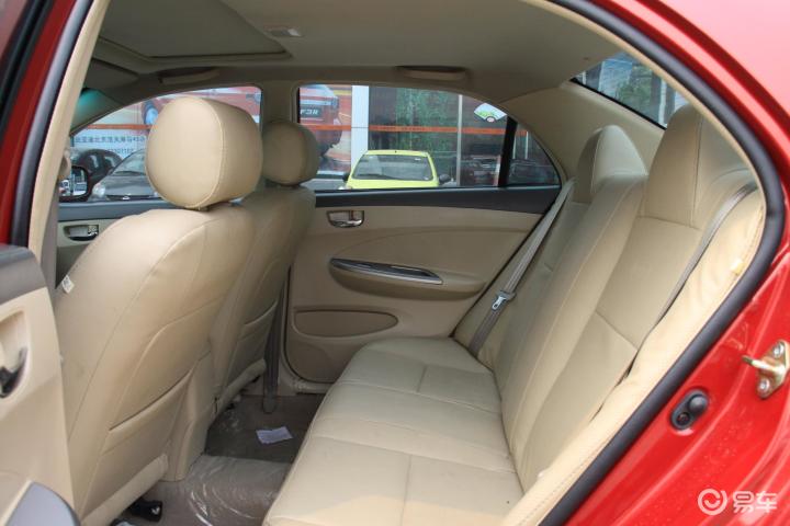 比亚迪l3 1.8l cvt 旗舰型l3空间