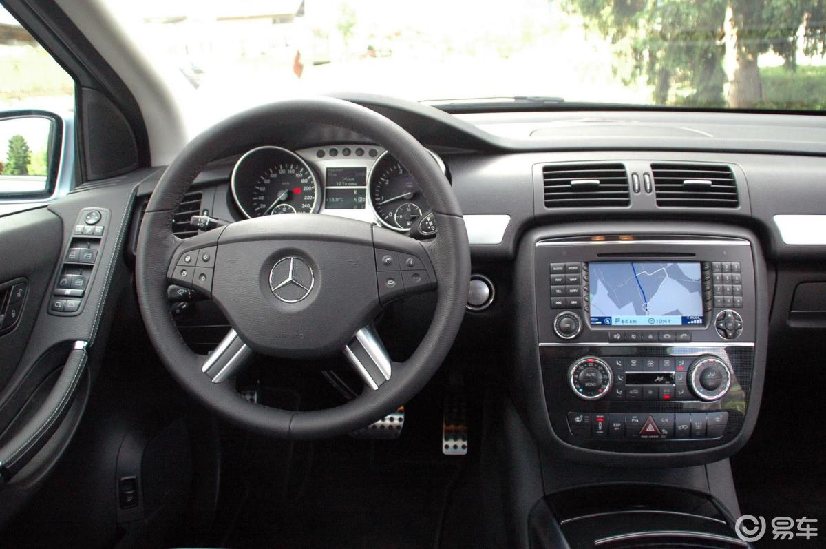 【奔驰r级2007款r 350 l 4matic内饰汽车图片-汽车图片大全】-易车