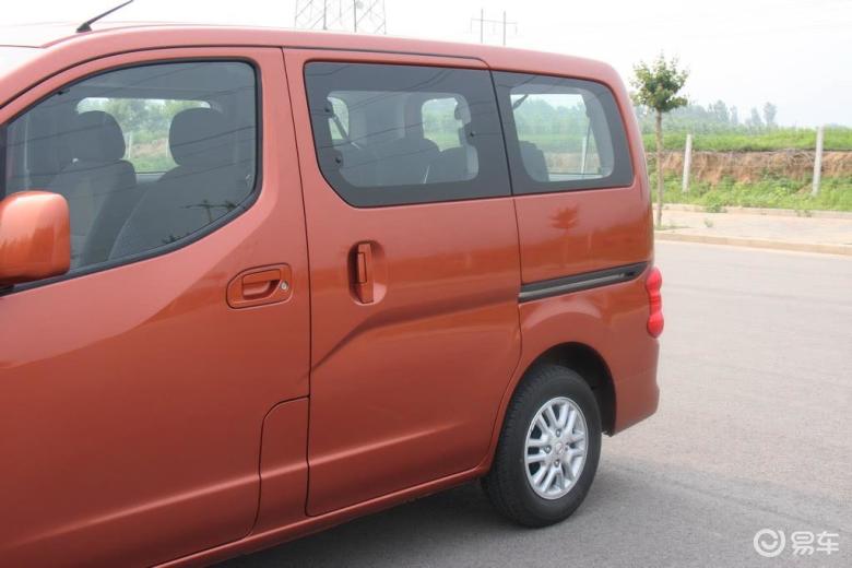 nv200 2010款 zn6441v1a4(國iv obd)尊貴型