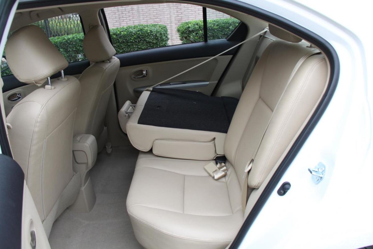 5l vvt mt 豪华型后排空间体验汽车图片-汽车图片大全】-易车