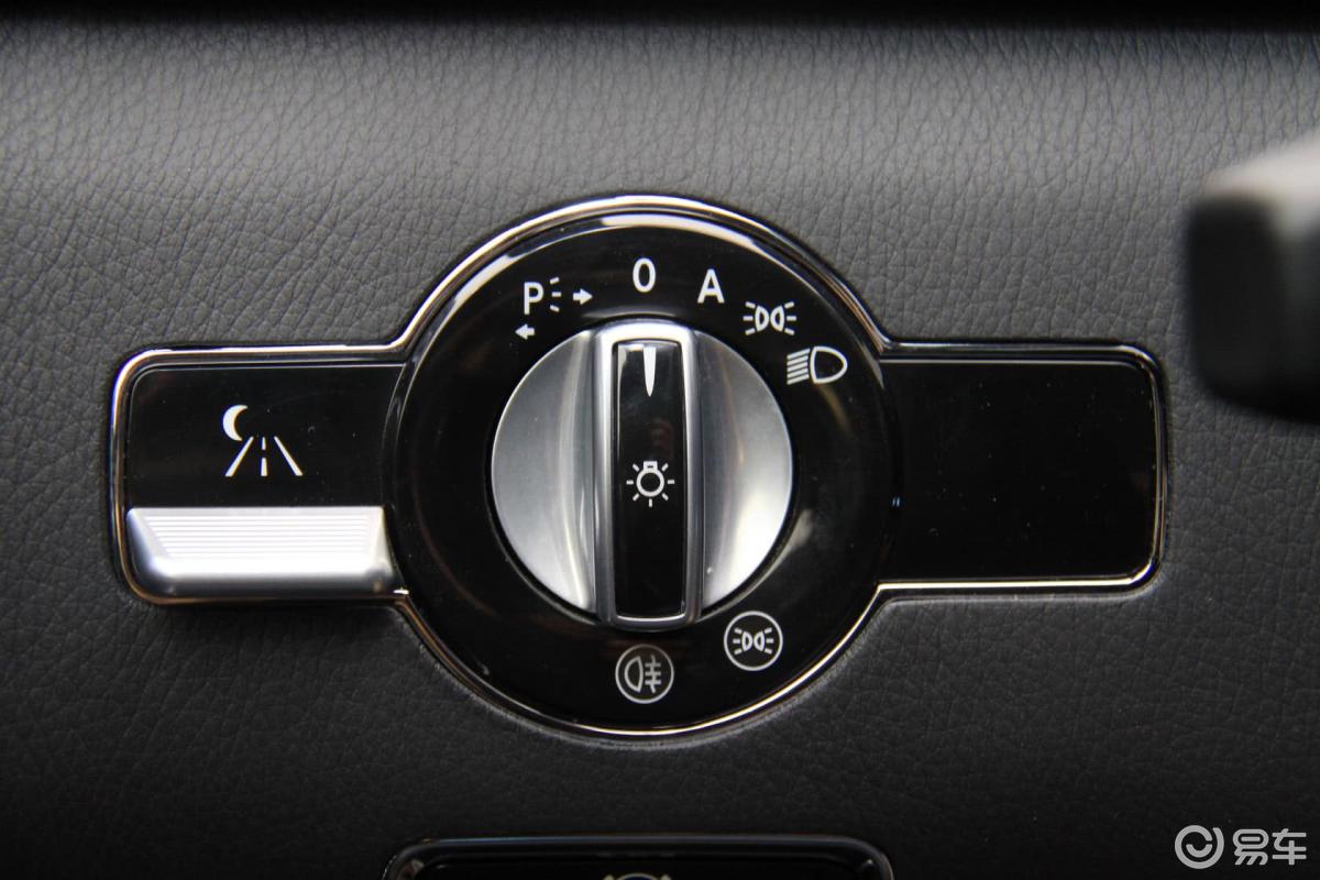 【奔驰s级 amg2010款s 63 amg大灯开关汽车图片-汽车图片大全】-易车