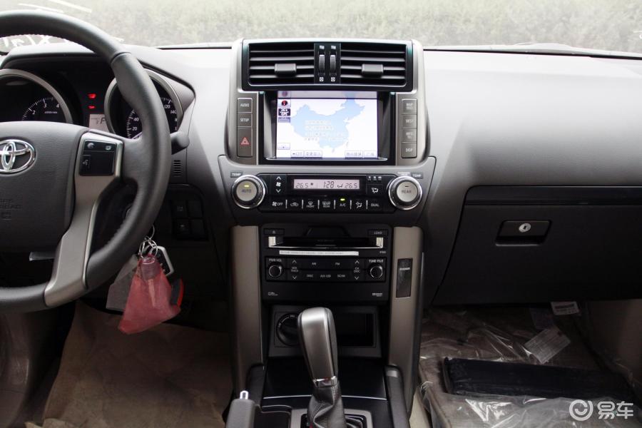 【普拉多2010款自动豪华版中控台正面汽车图片-汽车图片大全】-易车网